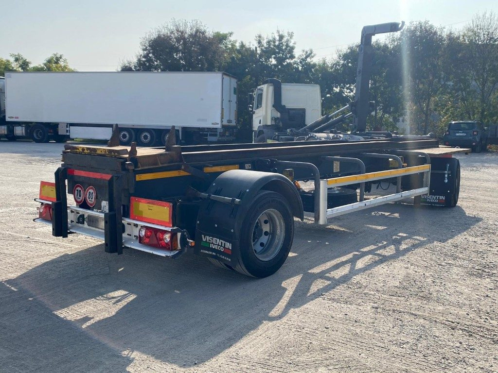 CARDI RIMORCHIO CARDI SCARRABILE PNEUMATICO - Remorque ampliroll/ Multibenne: photos 1 CARDI RIMORCHIO CARDI SCARRABILE PNEUMATICO - Remorque ampliroll/ Multibenne: photos 1