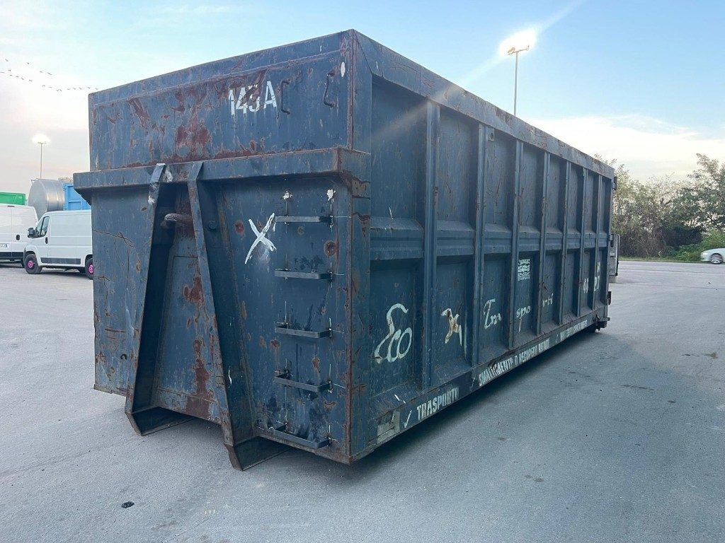 CONTAINER SCARRABILE USATO A CIELO APERTO - Benne ampliroll: photos 1 CONTAINER SCARRABILE USATO A CIELO APERTO - Benne ampliroll: photos 1