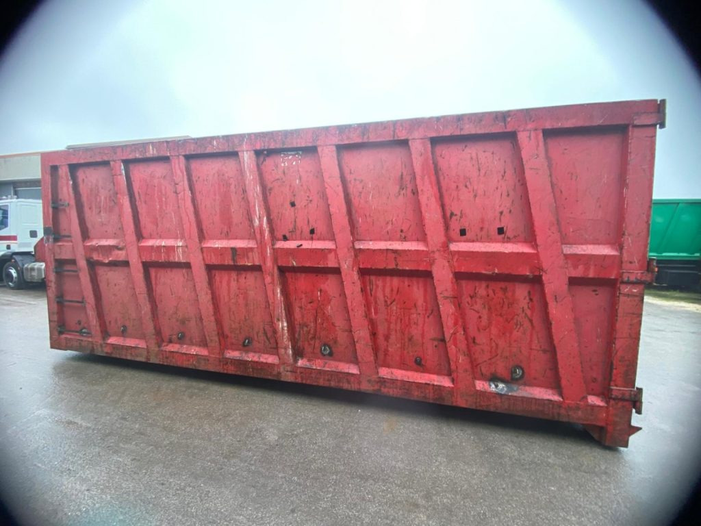 CONTAINER SCARRABILE USATO A CIELO APERTO - Benne ampliroll: photos 2 CONTAINER SCARRABILE USATO A CIELO APERTO - Benne ampliroll: photos 2