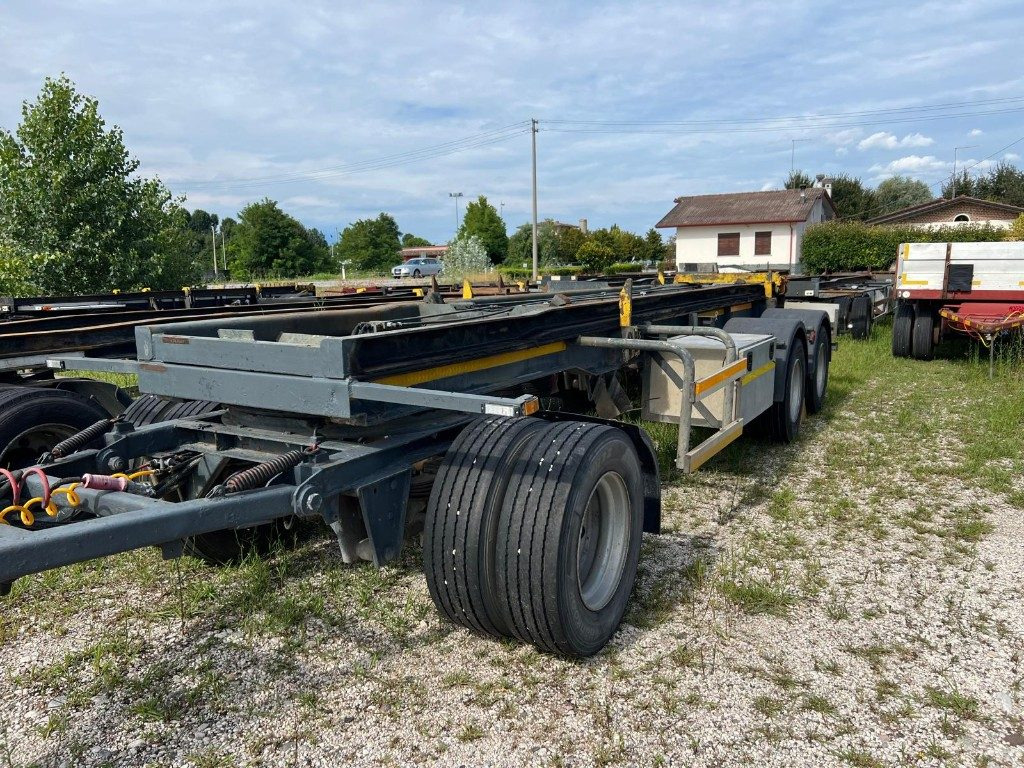 PIACENZA RIMORCHIO PIACENZA SCARRABILE BALESTRATO - Remorque ampliroll/ Multibenne: photos 2 PIACENZA RIMORCHIO PIACENZA SCARRABILE BALESTRATO - Remorque ampliroll/ Multibenne: photos 2