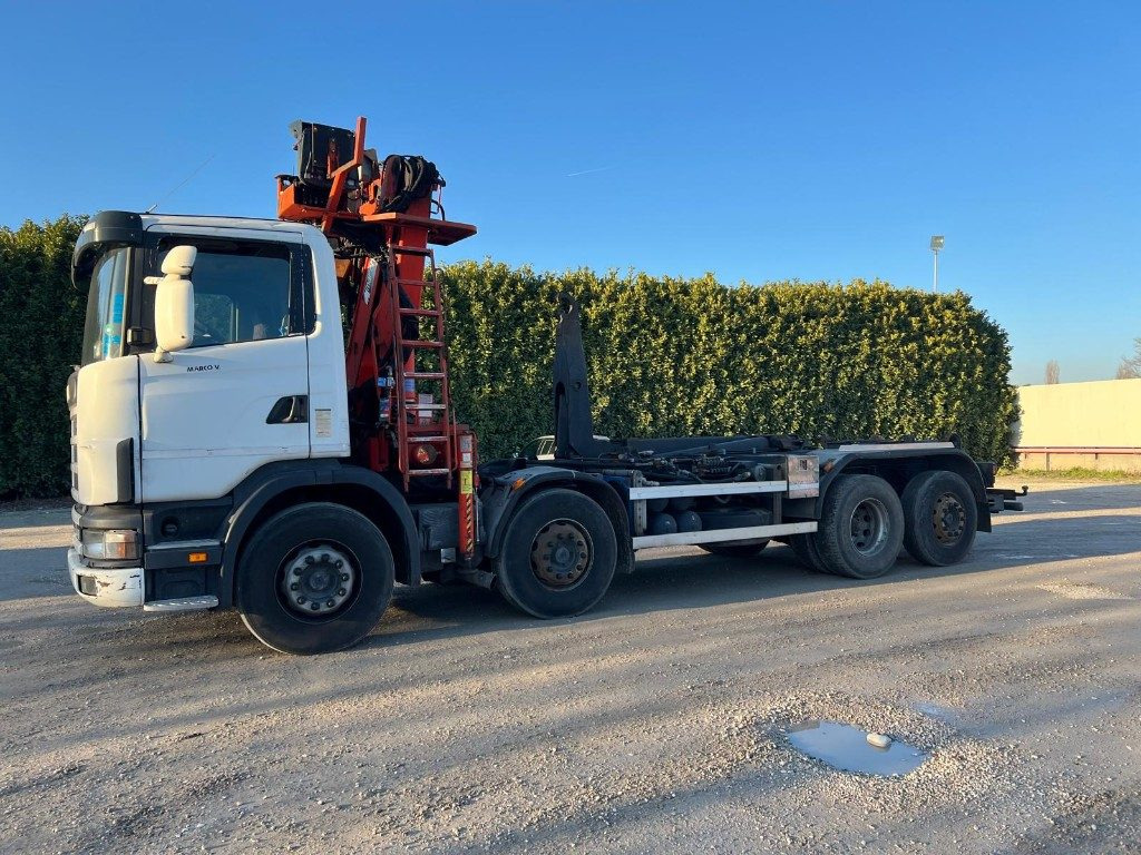 SCANIA CV R124 SCARRABILE CON GRU E POLIPO - Camion ampliroll: photos 2 SCANIA CV R124 SCARRABILE CON GRU E POLIPO - Camion ampliroll: photos 2