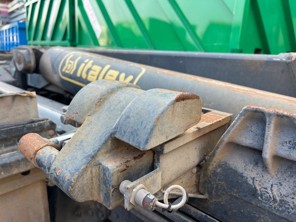 SCANIA R480 USATO SCARRABILE 6X2 - Camion ampliroll: photos 4 SCANIA R480 USATO SCARRABILE 6X2 - Camion ampliroll: photos 4