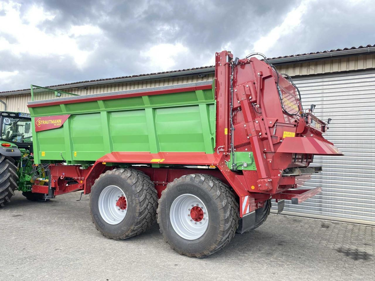 Crédit-bail de Strautmann VS 2005 Wiegestreuer Strautmann VS 2005 Wiegestreuer: photos 6