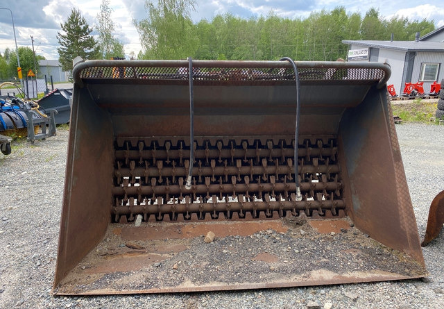 HyteraSeulakauha MPK 6/3 - Godet pour chargeur: photos 4 HyteraSeulakauha MPK 6/3 - Godet pour chargeur: photos 4