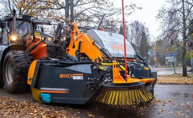 KVexRQ 280 - Brosse pour Véhicule de voirie/ Spécial: photos 1 KVexRQ 280 - Brosse pour Véhicule de voirie/ Spécial: photos 1