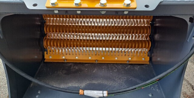 Vipermetal4-1500 - Godet de tri: photos 2 Vipermetal4-1500 - Godet de tri: photos 2