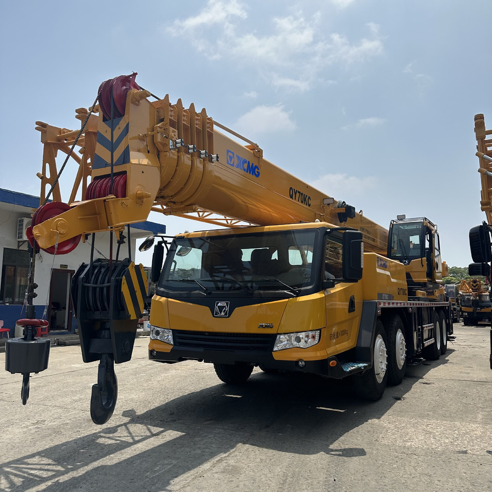XCMG 70 ton QY70KC XCT75 QY75K QY70KS truck crane - Grue mobile: photos 1 XCMG 70 ton QY70KC XCT75 QY75K QY70KS truck crane - Grue mobile: photos 1