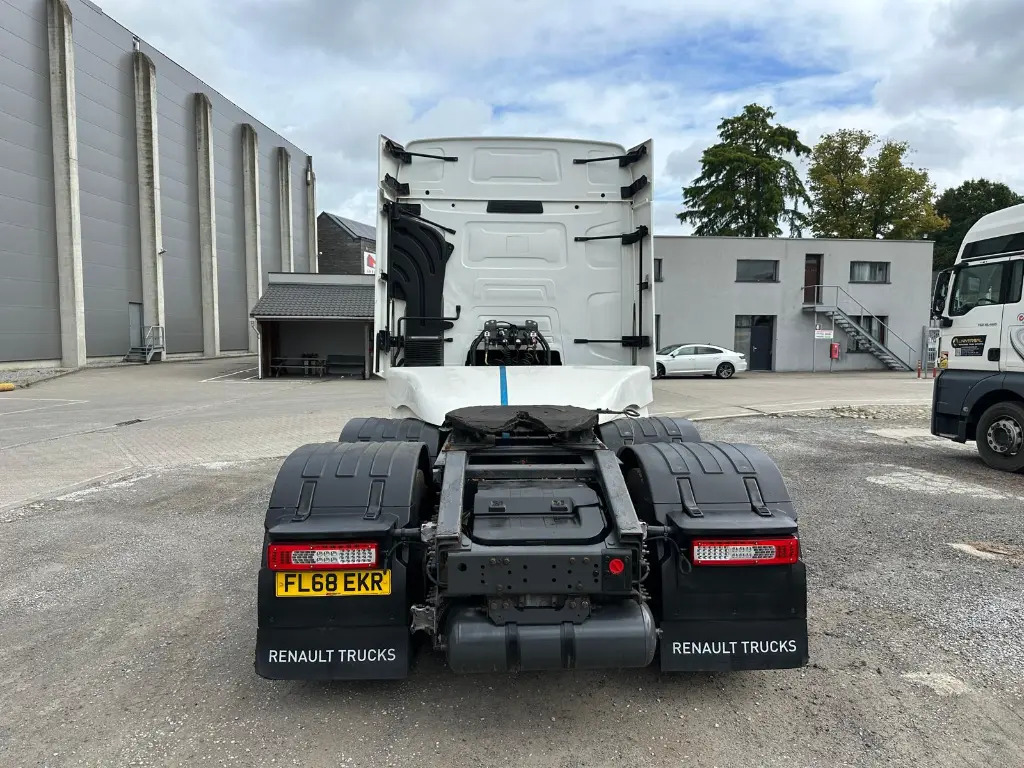 Renault T 460 (EKR) - Tracteur routier: photos 5 Renault T 460 (EKR) - Tracteur routier: photos 5