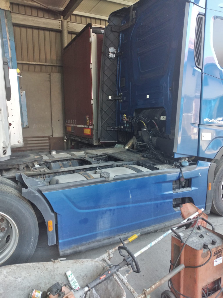 FORD F-MAX - Tracteur routier: photos 2 FORD F-MAX - Tracteur routier: photos 2