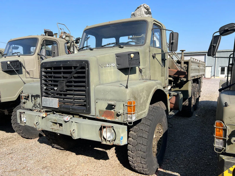 Volvo N 10 6X6 - FASSI 8TM CRANE (4x in stock) - Camion, Camion grue: photos 2 Volvo N 10 6X6 - FASSI 8TM CRANE (4x in stock) - Camion, Camion grue: photos 2