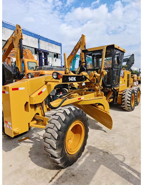 Caterpillar 140K - Niveleuse: photos 1 Caterpillar 140K - Niveleuse: photos 1