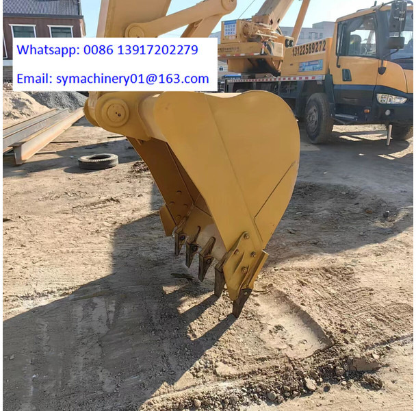 Pelle sur chenille Caterpillar 320D2: photos 18