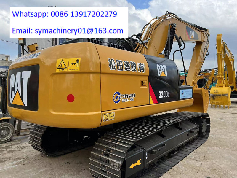 Caterpillar CAT 320D2 - Pelle sur chenille: photos 3 Caterpillar CAT 320D2 - Pelle sur chenille: photos 3