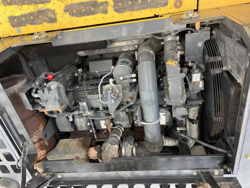 Komatsu PC400-8R - Pelle sur chenille: photos 4 Komatsu PC400-8R - Pelle sur chenille: photos 4