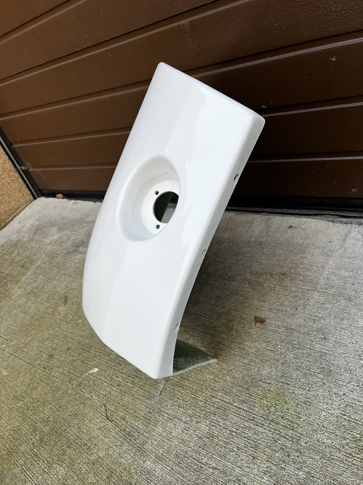 Zderzak tylny VOLVO 9500 9700 9900 VOLVO 9500 9700 9900 - Pare-chocs pour Autocar: photos 5 Zderzak tylny VOLVO 9500 9700 9900 VOLVO 9500 9700 9900 - Pare-chocs pour Autocar: photos 5