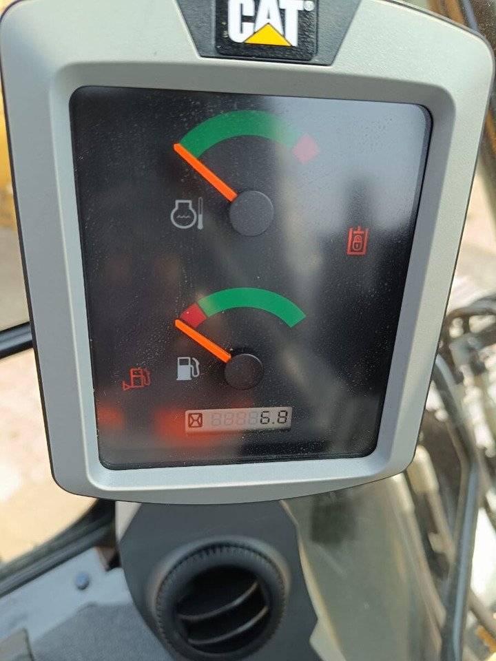 New Caterpillar 320D3GC tracked excavator - Pelle sur chenille: photos 3 New Caterpillar 320D3GC tracked excavator - Pelle sur chenille: photos 3