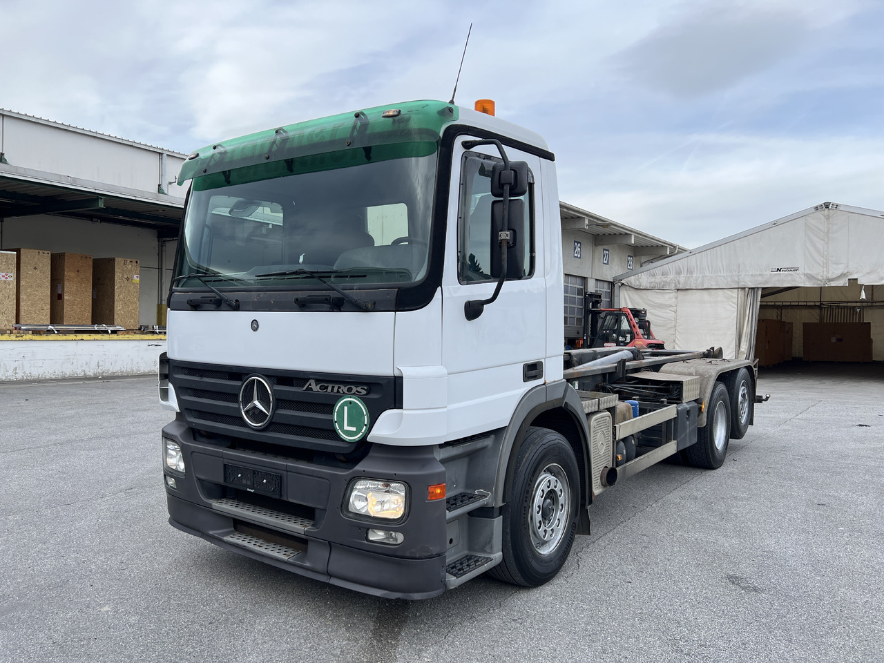 MERCEDES-BENZ Actros 25 41 | Retarder | Kupplung | Differenzial | Liftachse - Camion ampliroll: photos 1 MERCEDES-BENZ Actros 25 41 | Retarder | Kupplung | Differenzial | Liftachse - Camion ampliroll: photos 1