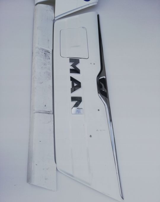 ATRAPA GRILL MASKA MAN NEOPLAN AUTOBUS - Capot pour Bus: photos 3 ATRAPA GRILL MASKA MAN NEOPLAN AUTOBUS - Capot pour Bus: photos 3