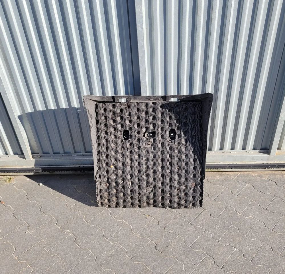 BŁOTNIK TYL LEWY DAF XF 106 ORYGINAŁ - Aile pour Camion: photos 2 BŁOTNIK TYL LEWY DAF XF 106 ORYGINAŁ - Aile pour Camion: photos 2