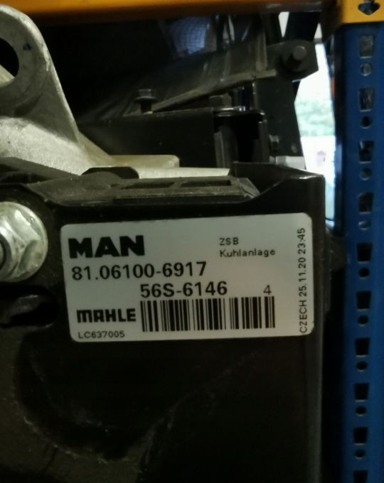 CHŁODNICA WODY MAN TGS NEW MODEL 81.06100-6917 - Radiateur pour Camion: photos 2 CHŁODNICA WODY MAN TGS NEW MODEL 81.06100-6917 - Radiateur pour Camion: photos 2