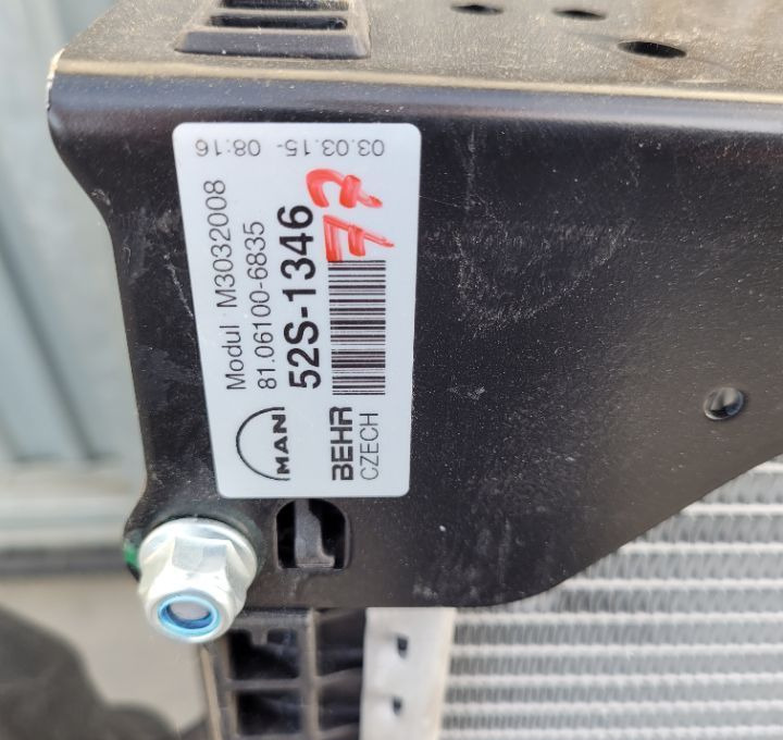 CHŁODNICA WODY MAN TGS TGA NOWA ORYGINAŁ 81.6100-6835 - Radiateur pour Camion: photos 3 CHŁODNICA WODY MAN TGS TGA NOWA ORYGINAŁ 81.6100-6835 - Radiateur pour Camion: photos 3