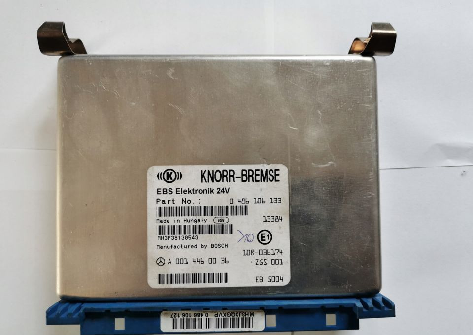 EBS MERCEDES ACTROS MP4 A 001 446 00 36 - Bloc de gestion: photos 1 EBS MERCEDES ACTROS MP4 A 001 446 00 36 - Bloc de gestion: photos 1