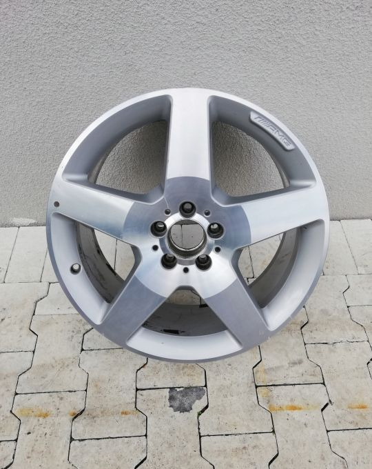 FELGA MERCEDES ML GLE A166 401 1902 19 CALI - Jante pour Camion: photos 1 FELGA MERCEDES ML GLE A166 401 1902 19 CALI - Jante pour Camion: photos 1