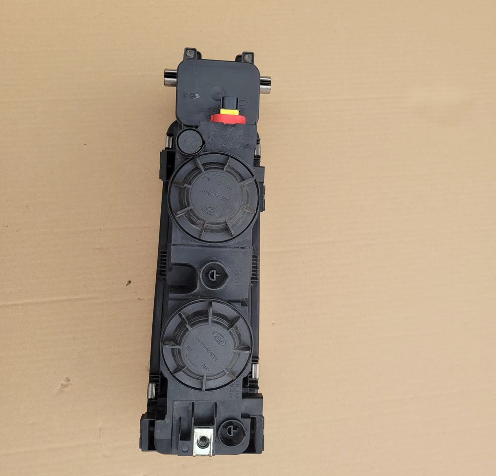 HALOGEN LEWY MAN TGL E6 ORYGINAL 81.25101-6573 CHWALIM116 - Lumière/ Éclairage pour Camion: photos 3 HALOGEN LEWY MAN TGL E6 ORYGINAL 81.25101-6573 CHWALIM116 - Lumière/ Éclairage pour Camion: photos 3