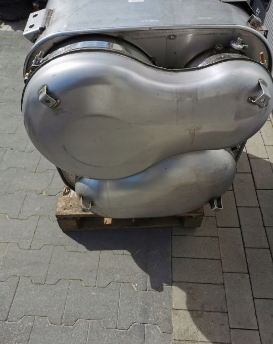 KATALIZATOR MAN TGX E6. BUDOWLANKA 81.15103.6114 - Catalyseur: photos 3 KATALIZATOR MAN TGX E6. BUDOWLANKA 81.15103.6114 - Catalyseur: photos 3