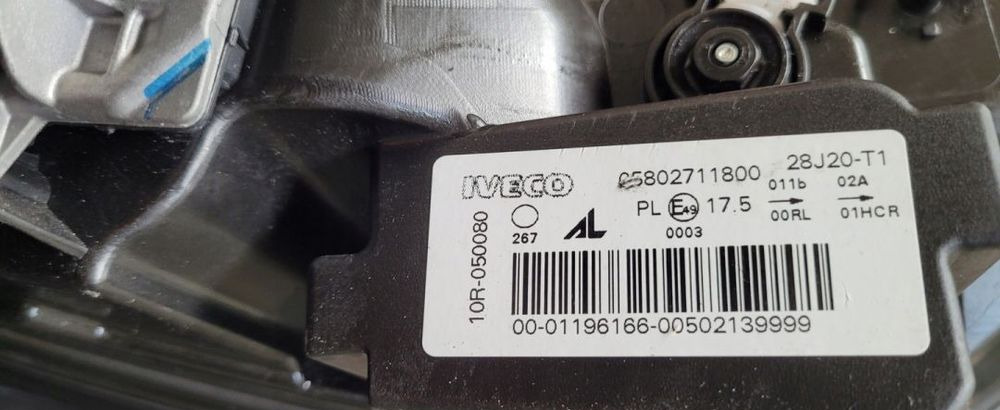 LAMPA FULL LED IVECO DAILY Lh. ORYGINAŁ 5802711800 - Feu avant: photos 4 LAMPA FULL LED IVECO DAILY Lh. ORYGINAŁ 5802711800 - Feu avant: photos 4