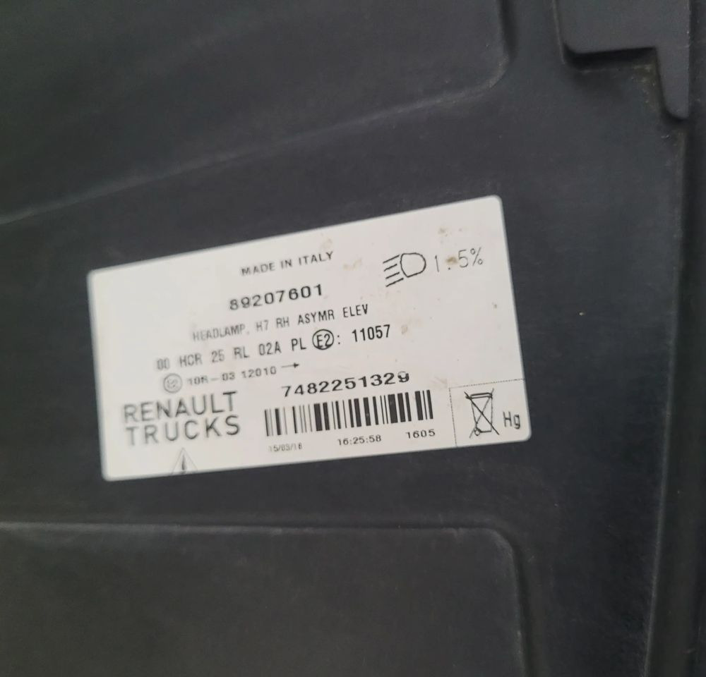 LAMPA LEWA RANGE T RENAULT LED OM 7482251329 - Lumière/ Éclairage pour Camion: photos 5 LAMPA LEWA RANGE T RENAULT LED OM 7482251329 - Lumière/ Éclairage pour Camion: photos 5