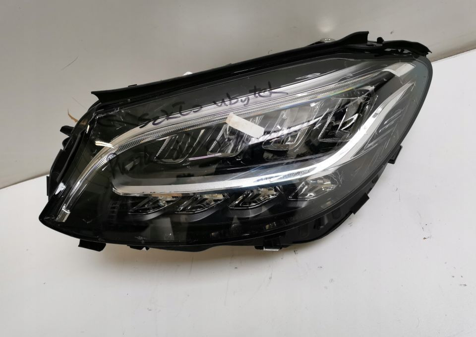 LAMPA MERCEDES C KLASA A2059065906 LIFT LEWA - Feu avant pour Camion: photos 1 LAMPA MERCEDES C KLASA A2059065906 LIFT LEWA - Feu avant pour Camion: photos 1