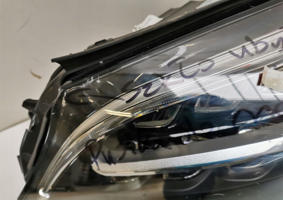 LAMPA MERCEDES C KLASA A2059065906 LIFT LEWA - Feu avant pour Camion: photos 2 LAMPA MERCEDES C KLASA A2059065906 LIFT LEWA - Feu avant pour Camion: photos 2