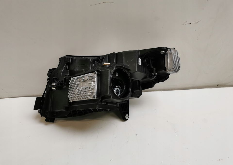 LAMPA MERCEDES EQC A 2939061201 PRAWA ORYGINAŁ - Feu avant: photos 3 LAMPA MERCEDES EQC A 2939061201 PRAWA ORYGINAŁ - Feu avant: photos 3