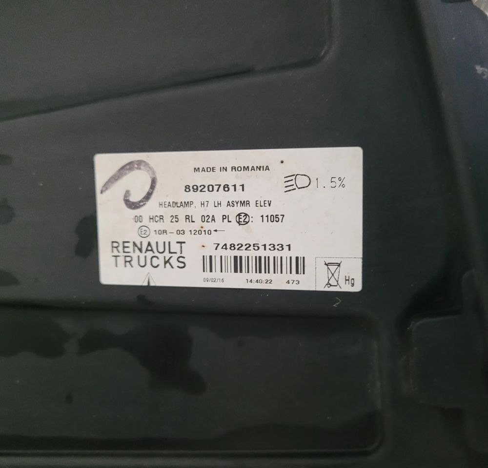 LAMPY RENAULT RANGE T ORYGINAŁ H4 LED CHWALIM116 - Lumière/ Éclairage pour Camion: photos 5 LAMPY RENAULT RANGE T ORYGINAŁ H4 LED CHWALIM116 - Lumière/ Éclairage pour Camion: photos 5