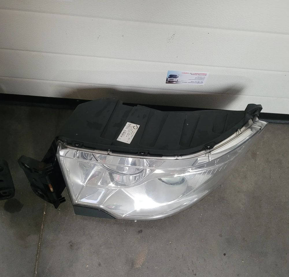 LAMPY RENAULT RANGE T ORYGINAŁ H4 LED CHWALIM116 - Lumière/ Éclairage pour Camion: photos 2 LAMPY RENAULT RANGE T ORYGINAŁ H4 LED CHWALIM116 - Lumière/ Éclairage pour Camion: photos 2