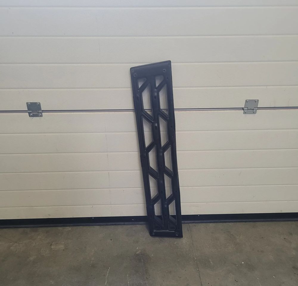 ŁAWKA STOPNIEN RENAULT RANGE T GAMA - Marchepied pour Camion: photos 2 ŁAWKA STOPNIEN RENAULT RANGE T GAMA - Marchepied pour Camion: photos 2