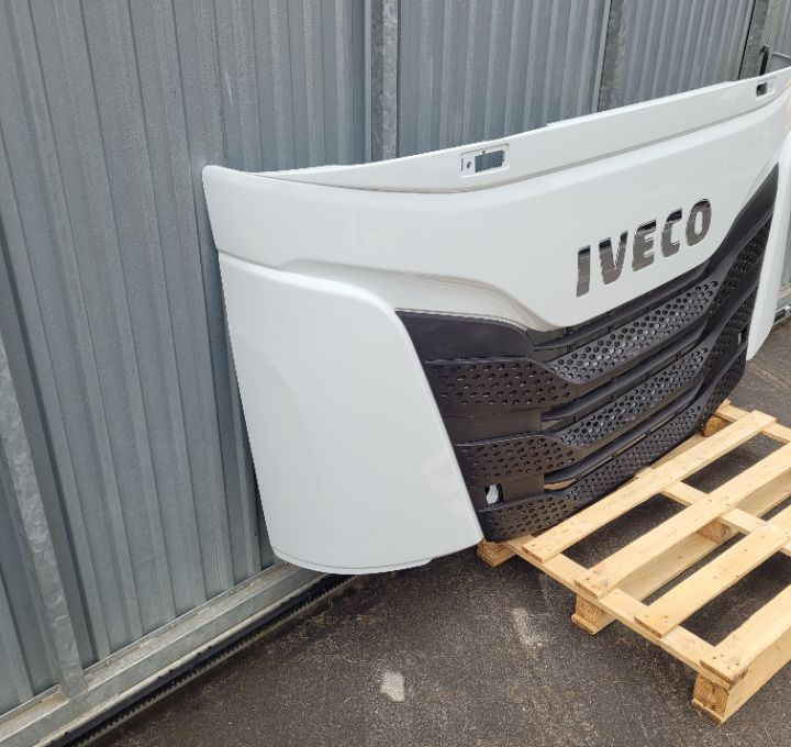 MASKA ATRAPA IVECO S WAY ORYGINAL NM. - Capot pour Camion: photos 3 MASKA ATRAPA IVECO S WAY ORYGINAL NM. - Capot pour Camion: photos 3
