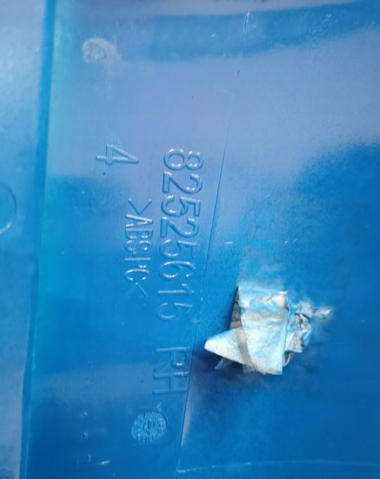 POLIK OWIEWKA NAROŻNIK DAF LF E6. RH.OM 82525615 - Aérodynamique/ Spoilers pour Camion: photos 3 POLIK OWIEWKA NAROŻNIK DAF LF E6. RH.OM 82525615 - Aérodynamique/ Spoilers pour Camion: photos 3