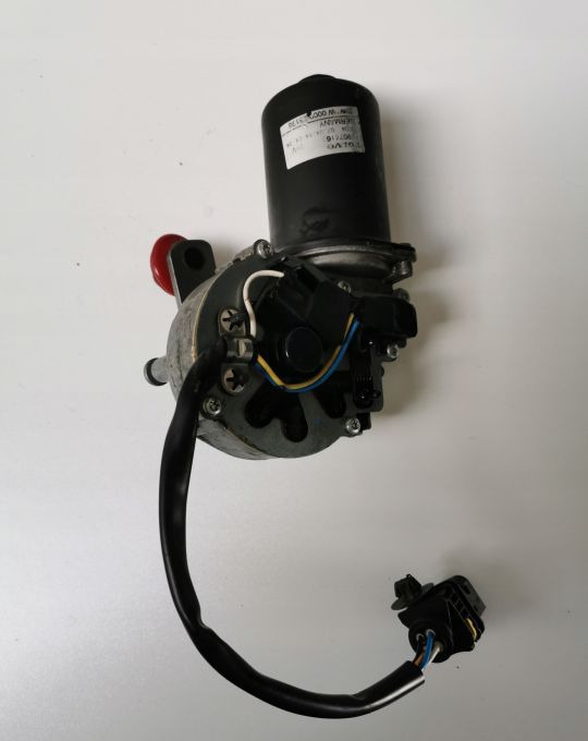 SILNICZEK MECHANIZMU WYCIERACZEK VOLVO FH4 - Essuie-glace pour Camion: photos 1 SILNICZEK MECHANIZMU WYCIERACZEK VOLVO FH4 - Essuie-glace pour Camion: photos 1