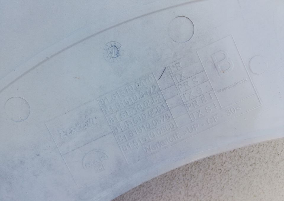 STOPNICA MAN TGS TGA ROBOCZY WASKA KABINA RH. - Marchepied pour Camion: photos 3 STOPNICA MAN TGS TGA ROBOCZY WASKA KABINA RH. - Marchepied pour Camion: photos 3