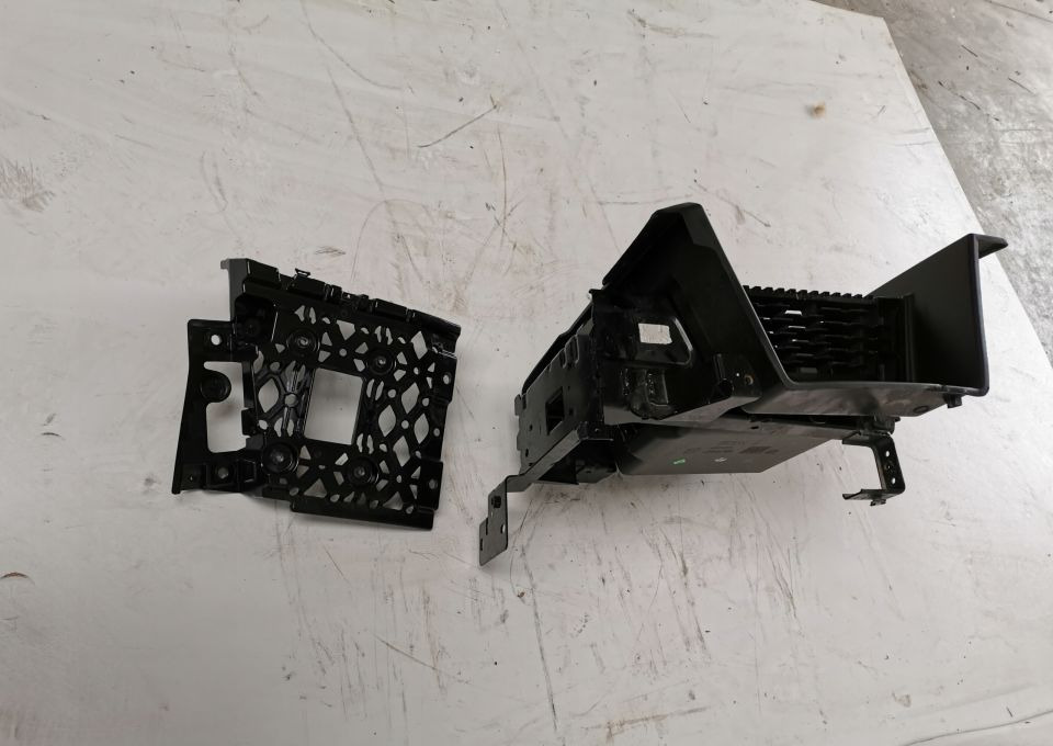 STOPNICA WŁAZ RENAULT RANGE T GAMA RH. ORYGINAŁ - Marchepied pour Camion: photos 2 STOPNICA WŁAZ RENAULT RANGE T GAMA RH. ORYGINAŁ - Marchepied pour Camion: photos 2