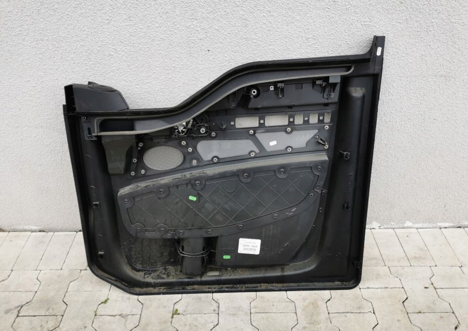 TAPICERKA DRZWI Man TGX LH LIFT ORYGINAŁ - Portière et pièces pour Camion: photos 4 TAPICERKA DRZWI Man TGX LH LIFT ORYGINAŁ - Portière et pièces pour Camion: photos 4