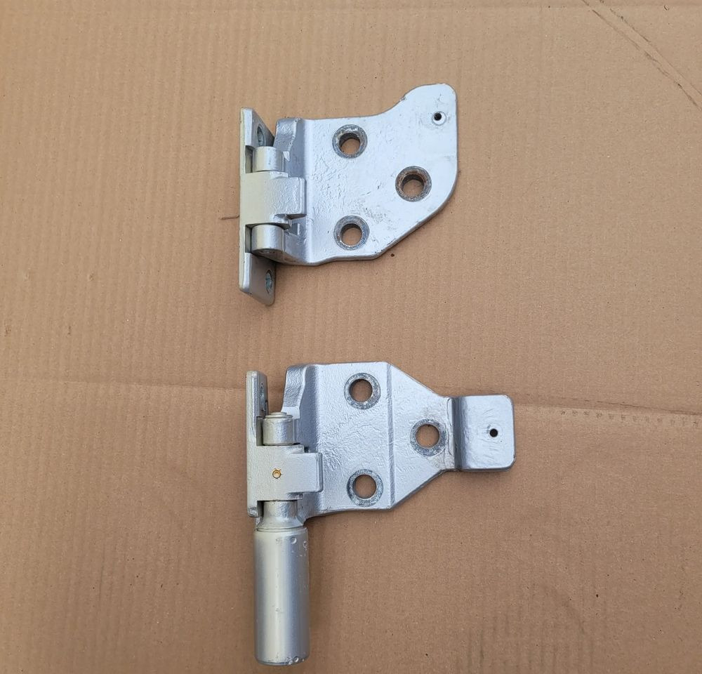 ZAWIASY DRZWI LEWY IVECO S WAY ORYGINAŁ CHWALIM116 - Carrosserie et extérieur pour Camion: photos 1 ZAWIASY DRZWI LEWY IVECO S WAY ORYGINAŁ CHWALIM116 - Carrosserie et extérieur pour Camion: photos 1