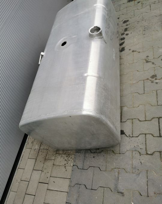 ZBIORNIK PALIWA DAF XF CF 525L 1949897 - Réservoir de carburant pour Camion: photos 3 ZBIORNIK PALIWA DAF XF CF 525L 1949897 - Réservoir de carburant pour Camion: photos 3