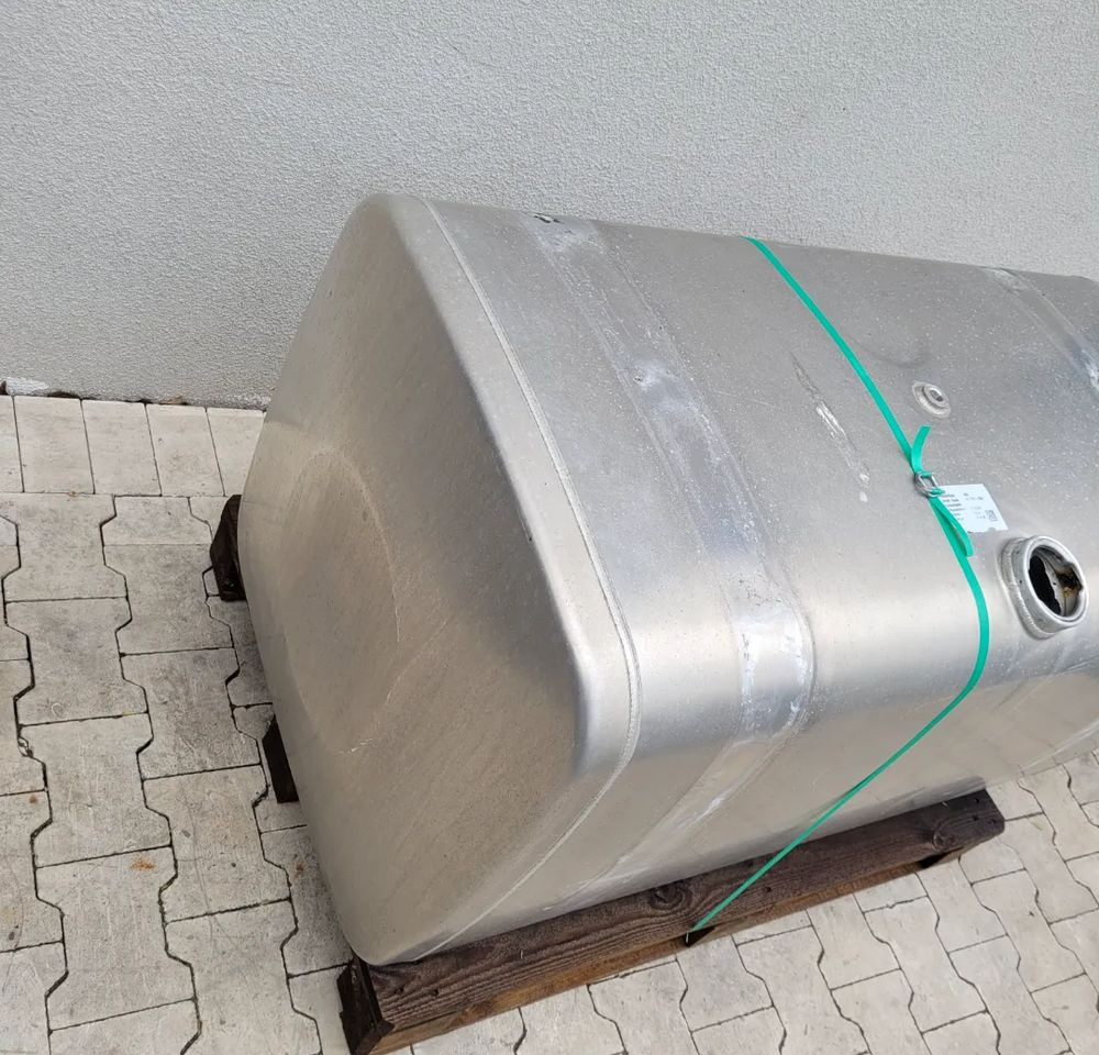 ZBIORNIK PALIWA MAN TGX 580L LIFT 130X70X70 - Système de carburant pour Camion: photos 3 ZBIORNIK PALIWA MAN TGX 580L LIFT 130X70X70 - Système de carburant pour Camion: photos 3