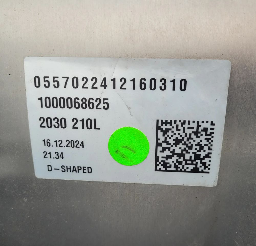 ZBIORNIK PALIWA VOLVO FH4 FH5 RENAULT 21516443 210L CHWALIM116 - Système de carburant pour Camion: photos 5 ZBIORNIK PALIWA VOLVO FH4 FH5 RENAULT 21516443 210L CHWALIM116 - Système de carburant pour Camion: photos 5