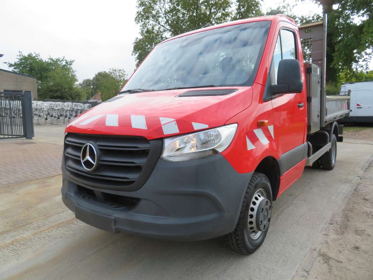 Mercedes-Benz Sprinter 514cdi - Utilitaire benne: photos 3 Mercedes-Benz Sprinter 514cdi - Utilitaire benne: photos 3