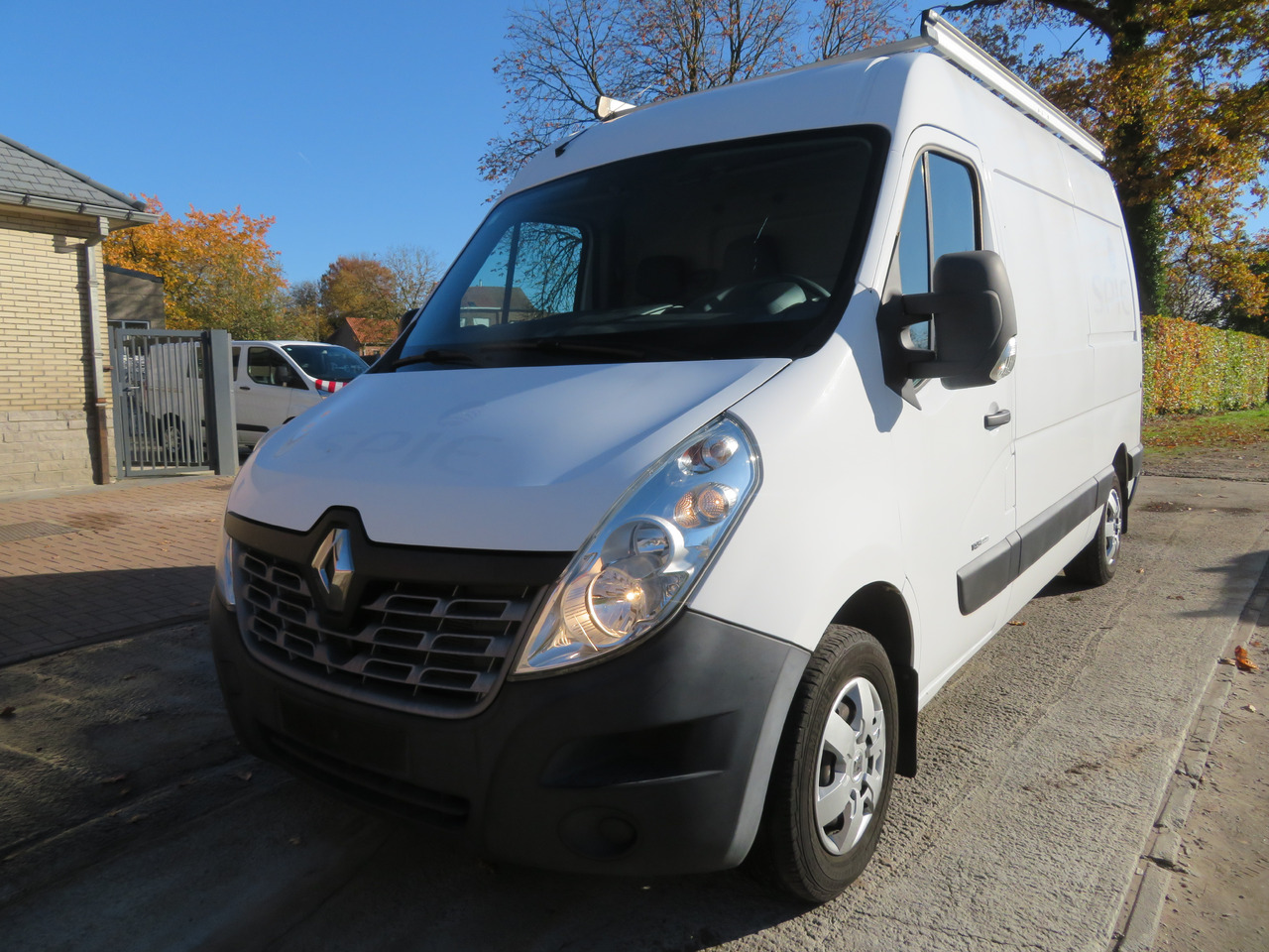 Renault Master 2.3dCi - L2H2 - Fourgon utilitaire: photos 3 Renault Master 2.3dCi - L2H2 - Fourgon utilitaire: photos 3
