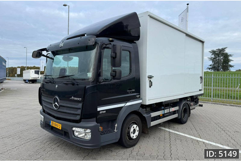 Mercedes-Benz Atego 816 Day Cab, Euro 6, BDF / Automatic / standklima / Hydraulic system - Camion porte-conteneur/ Caisse mobile: photos 1 Mercedes-Benz Atego 816 Day Cab, Euro 6, BDF / Automatic / standklima / Hydraulic system - Camion porte-conteneur/ Caisse mobile: photos 1